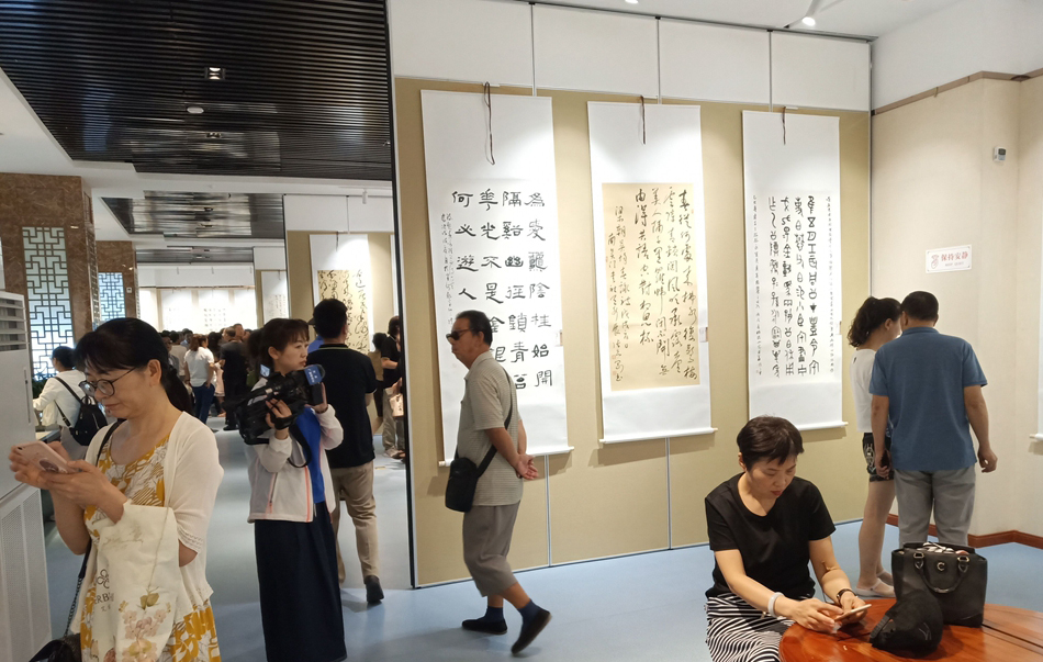 1535162144104382.jpg IMGb083fe7c568148510284658 拷贝.jpg