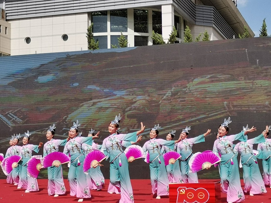 图片2.jpg 图片2.jpg