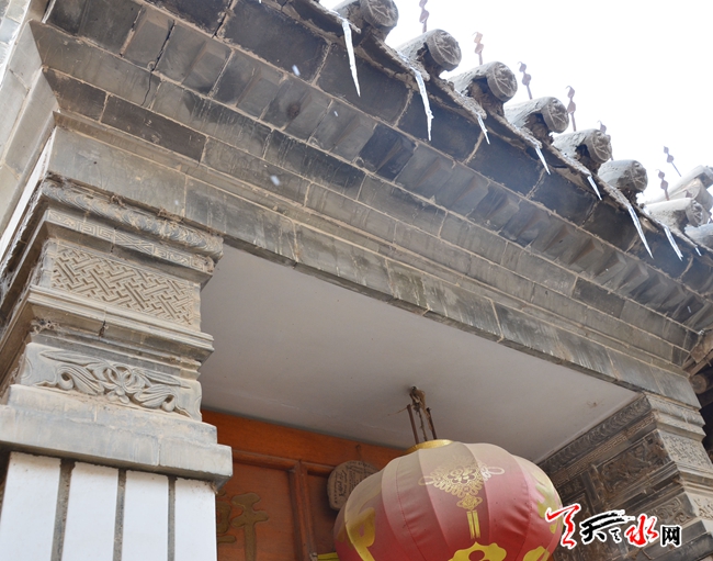 1517369948538327.jpg 2.jpg